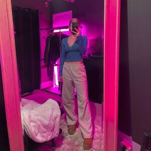 American Eagle blue shirt